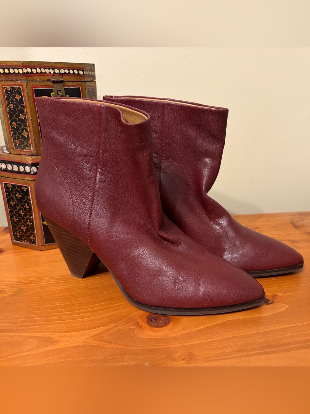 Lucky Brand Munise Burgundy Leather Pointed Toe Ankle Boots Size 7